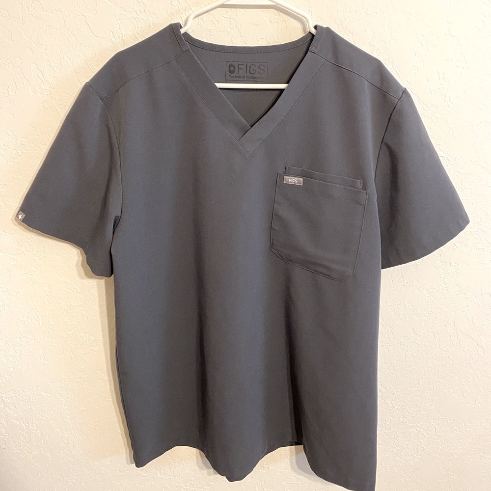 Figs Women’s Charcoal V-Neck Scrub Top